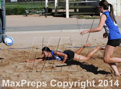 Thumbnail 2 in Fountain Hills vs. Scottsdale Prep (AIA D1 Semifinal) photogallery.