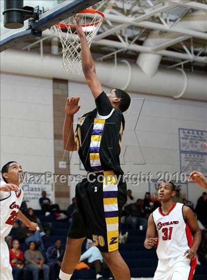 Thumbnail 3 in Durango vs. Cleveland (Johnnie Cochran Classic) photogallery.