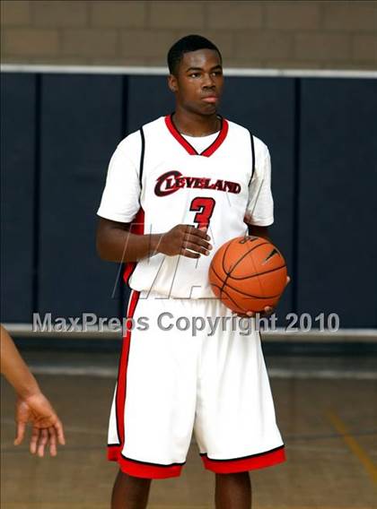 Thumbnail 1 in Durango vs. Cleveland (Johnnie Cochran Classic) photogallery.