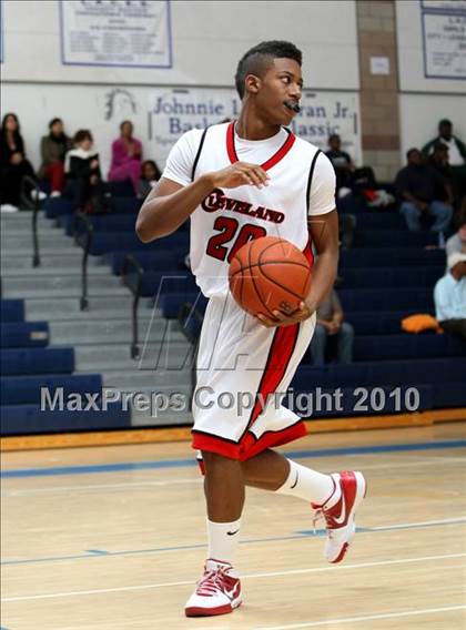 Thumbnail 1 in Durango vs. Cleveland (Johnnie Cochran Classic) photogallery.