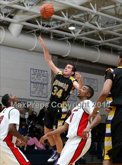 Thumbnail 2 in Durango vs. Cleveland (Johnnie Cochran Classic) photogallery.