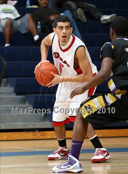Thumbnail 2 in Durango vs. Cleveland (Johnnie Cochran Classic) photogallery.