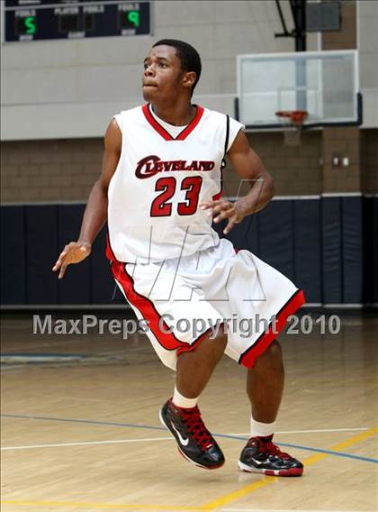 Thumbnail 1 in Durango vs. Cleveland (Johnnie Cochran Classic) photogallery.