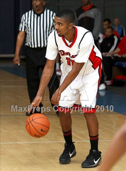 Thumbnail 3 in Durango vs. Cleveland (Johnnie Cochran Classic) photogallery.