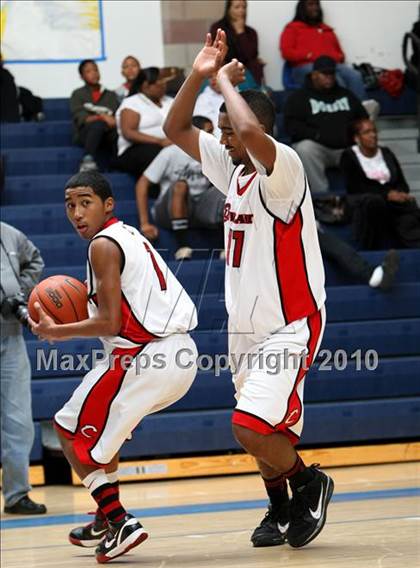 Thumbnail 3 in Durango vs. Cleveland (Johnnie Cochran Classic) photogallery.