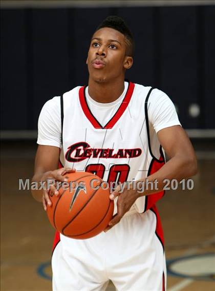 Thumbnail 3 in Durango vs. Cleveland (Johnnie Cochran Classic) photogallery.