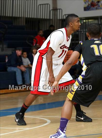Thumbnail 3 in Durango vs. Cleveland (Johnnie Cochran Classic) photogallery.