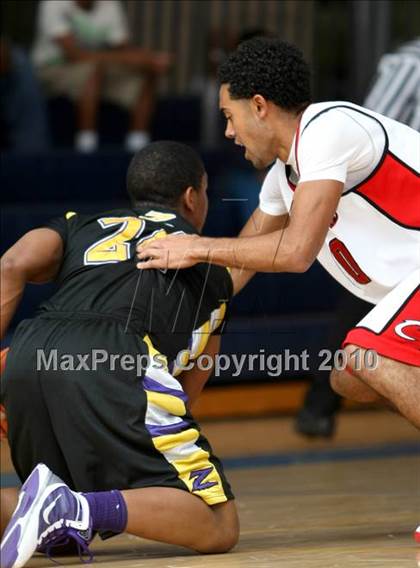 Thumbnail 3 in Durango vs. Cleveland (Johnnie Cochran Classic) photogallery.