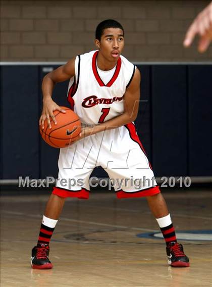 Thumbnail 1 in Durango vs. Cleveland (Johnnie Cochran Classic) photogallery.