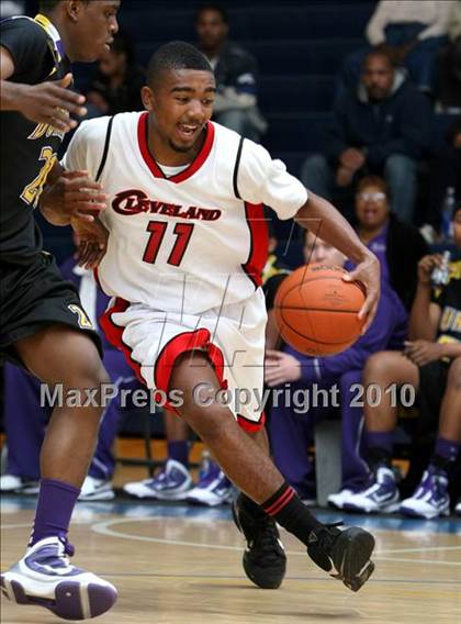 Thumbnail 1 in Durango vs. Cleveland (Johnnie Cochran Classic) photogallery.