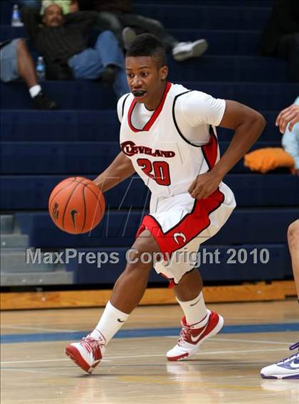 Thumbnail 2 in Durango vs. Cleveland (Johnnie Cochran Classic) photogallery.