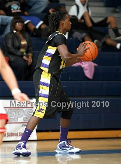 Thumbnail 1 in Durango vs. Cleveland (Johnnie Cochran Classic) photogallery.