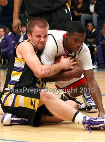 Thumbnail 2 in Durango vs. Cleveland (Johnnie Cochran Classic) photogallery.