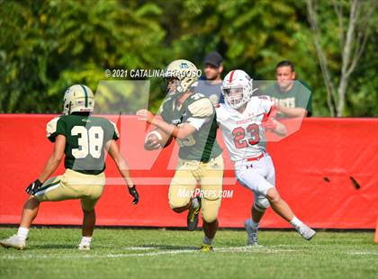 Thumbnail 1 in JV: Red Bank Catholic @ Wall Township photogallery.