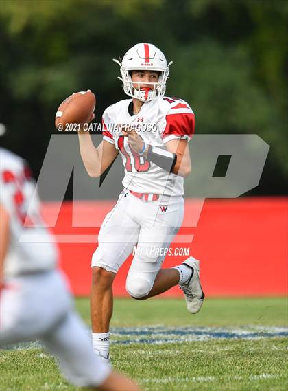 Thumbnail 3 in JV: Red Bank Catholic @ Wall Township photogallery.