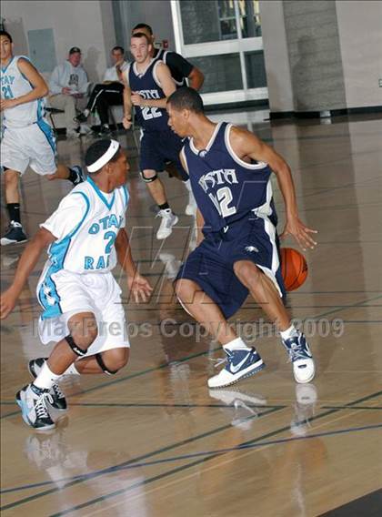 Thumbnail 3 in Vista del Lago vs. Otay Ranch (MaxPreps Holiday Classic) photogallery.