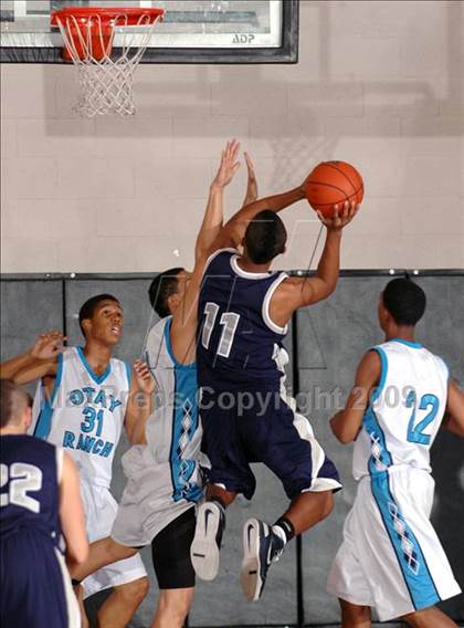 Thumbnail 3 in Vista del Lago vs. Otay Ranch (MaxPreps Holiday Classic) photogallery.