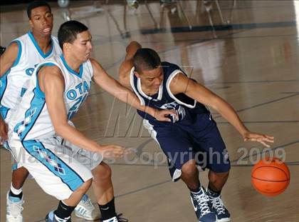 Thumbnail 3 in Vista del Lago vs. Otay Ranch (MaxPreps Holiday Classic) photogallery.
