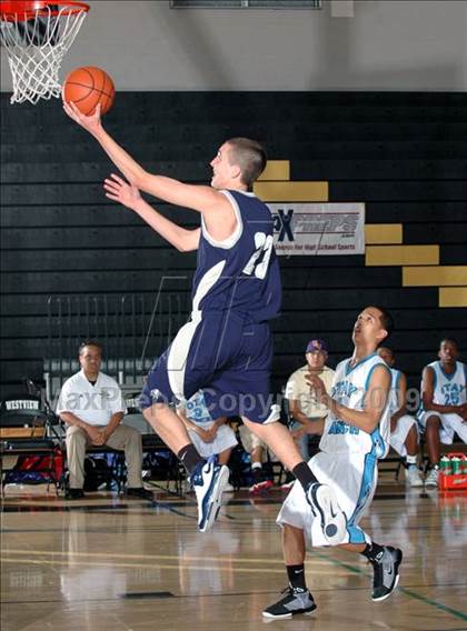 Thumbnail 2 in Vista del Lago vs. Otay Ranch (MaxPreps Holiday Classic) photogallery.