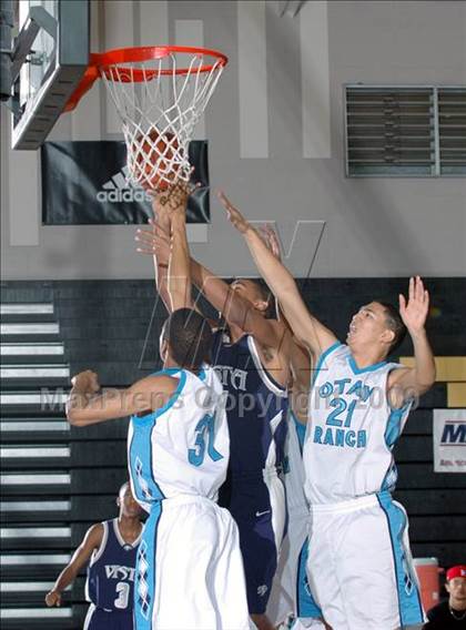 Thumbnail 2 in Vista del Lago vs. Otay Ranch (MaxPreps Holiday Classic) photogallery.