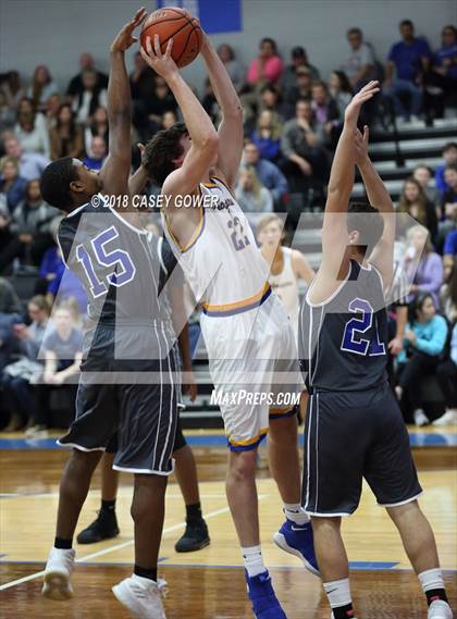 Thumbnail 3 in Clarksville Academy @ Goodpasture Christian photogallery.
