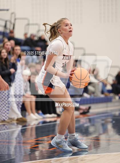 Thumbnail 2 in Denver East @ Legend photogallery.