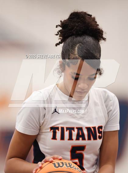 Thumbnail 2 in Denver East @ Legend photogallery.