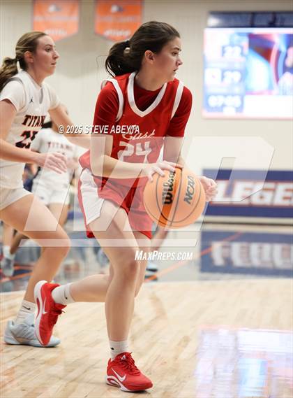 Thumbnail 3 in Denver East @ Legend photogallery.