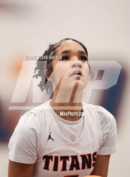 Thumbnail 3 in Denver East @ Legend photogallery.