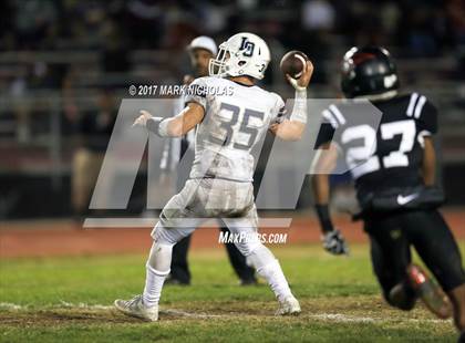 Thumbnail 3 in Los Osos @ Lawndale photogallery.