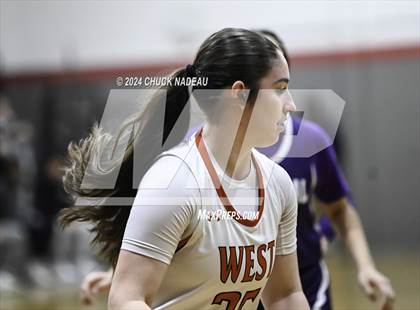 Thumbnail 3 in Classical @ Cranston West (RIIL Division 1 Preliminary Round) photogallery.