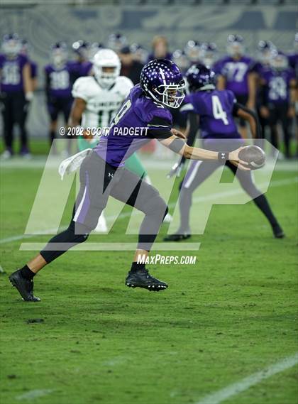Thumbnail 2 in Carlsbad vs. Lincoln (CIF SDS Open Division Championship) photogallery.