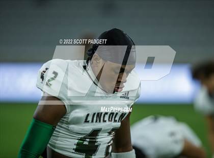 Thumbnail 1 in Carlsbad vs. Lincoln (CIF SDS Open Division Championship) photogallery.
