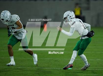Thumbnail 3 in Carlsbad vs. Lincoln (CIF SDS Open Division Championship) photogallery.
