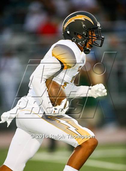 Thumbnail 2 in Wilcox @ Monterey Trail photogallery.