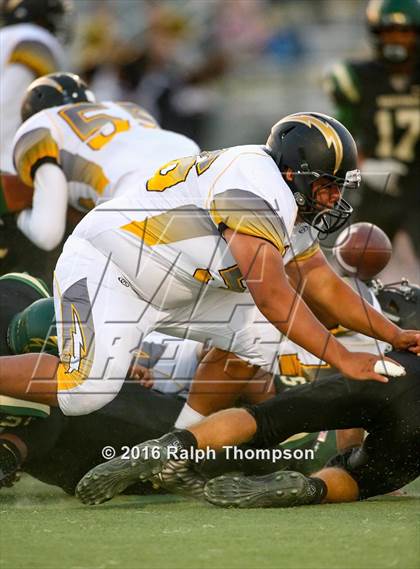 Thumbnail 2 in Wilcox @ Monterey Trail photogallery.