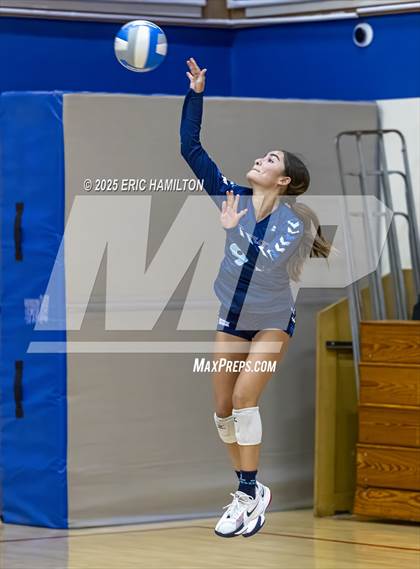 Thumbnail 2 in Bishop Alemany @ Marymount photogallery.