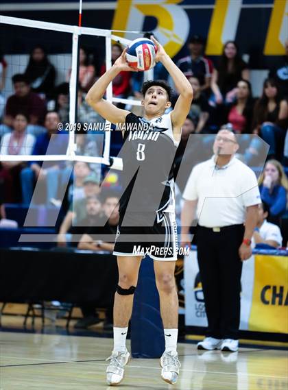Thumbnail 3 in Vaughn vs Roosevelt (CIF LACS Division III Final) photogallery.