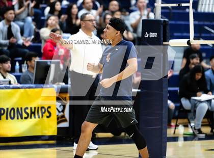 Thumbnail 1 in Vaughn vs Roosevelt (CIF LACS Division III Final) photogallery.