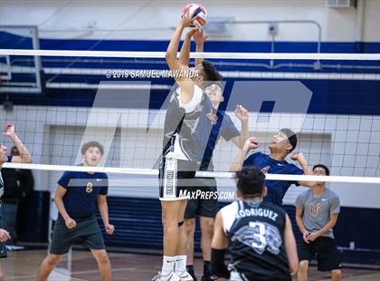 Thumbnail 3 in Vaughn vs Roosevelt (CIF LACS Division III Final) photogallery.