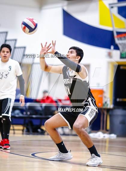 Thumbnail 2 in Vaughn vs Roosevelt (CIF LACS Division III Final) photogallery.