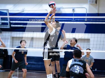 Thumbnail 2 in Vaughn vs Roosevelt (CIF LACS Division III Final) photogallery.
