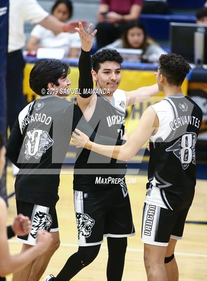 Thumbnail 3 in Vaughn vs Roosevelt (CIF LACS Division III Final) photogallery.
