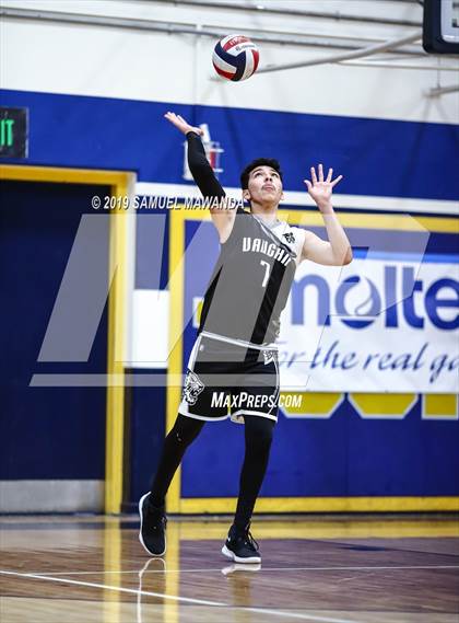 Thumbnail 3 in Vaughn vs Roosevelt (CIF LACS Division III Final) photogallery.
