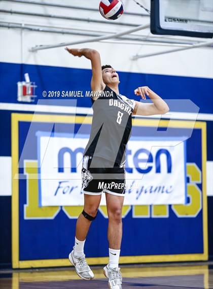 Thumbnail 1 in Vaughn vs Roosevelt (CIF LACS Division III Final) photogallery.
