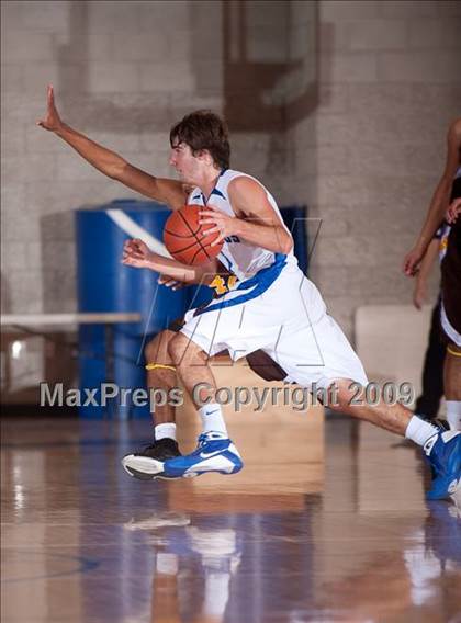 Thumbnail 3 in El Camino @ Rancho Bernardo photogallery.