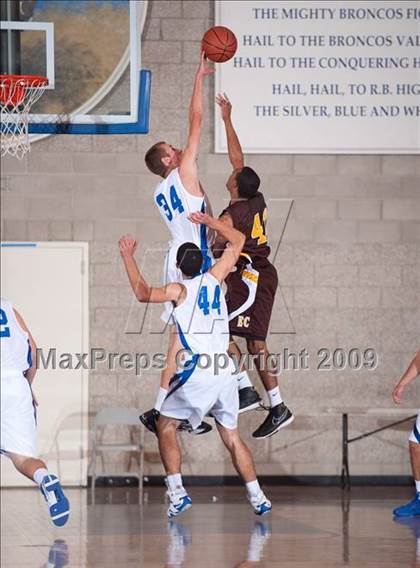 Thumbnail 3 in El Camino @ Rancho Bernardo photogallery.