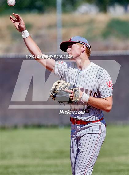 Thumbnail 2 in Ferndale @ Woodland Christian (CIF NorCal D5 Semi-final) photogallery.