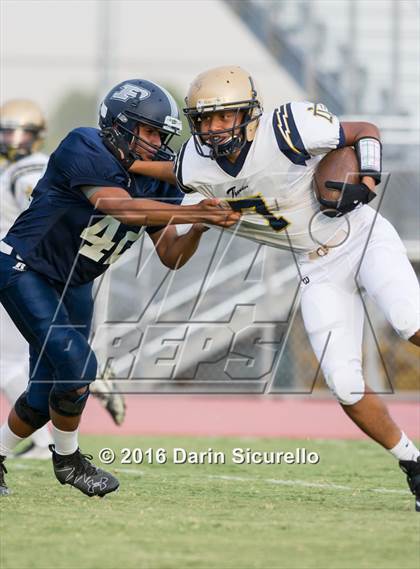 Thumbnail 3 in Desert Vista @ Perry photogallery.