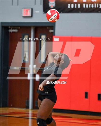 Thumbnail 3 in Alief Hastings vs. Fort Bend Travis photogallery.